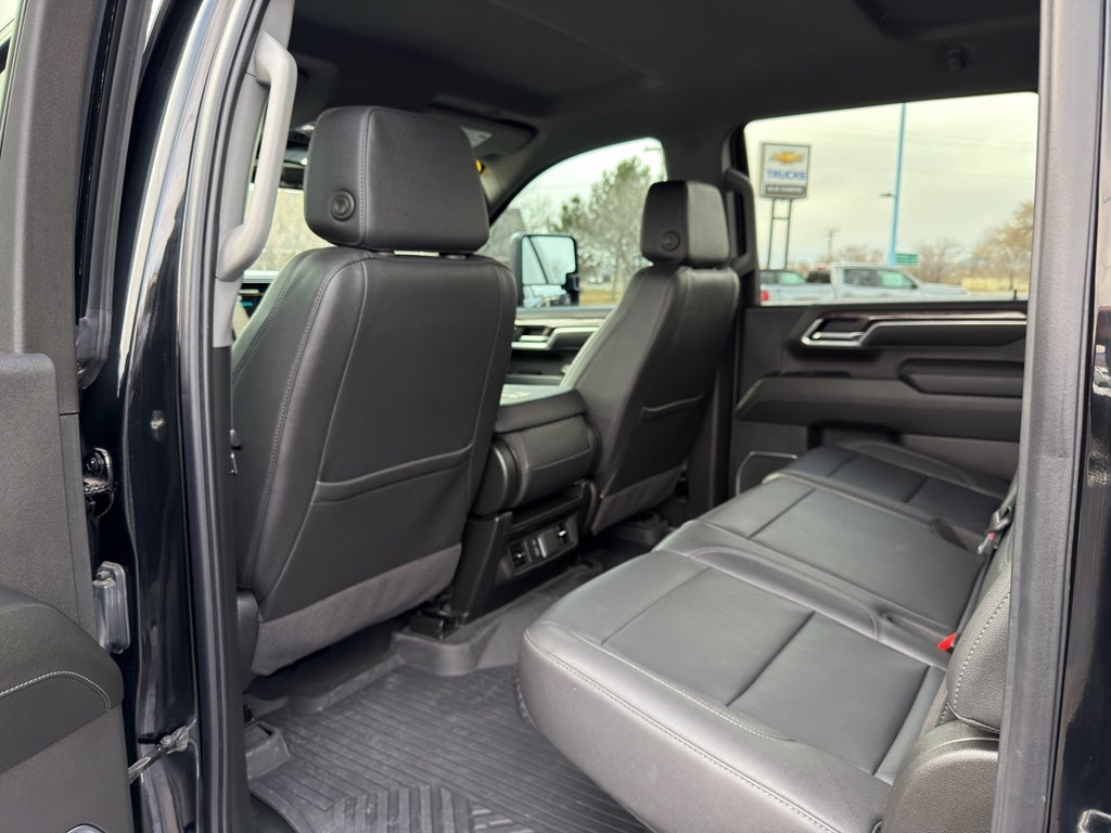 2025 Chevrolet Silverado 3500 HD LTZ