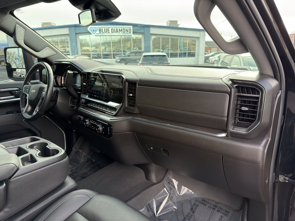 2025 Chevrolet Silverado 3500 HD LTZ