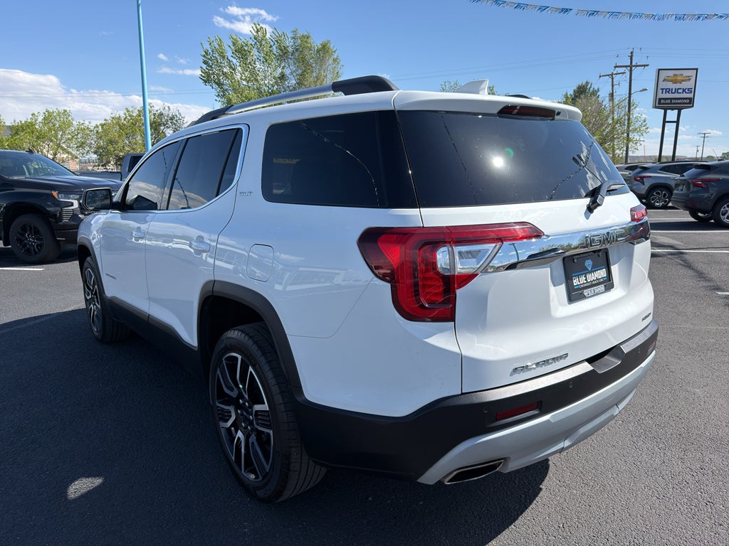 2023 GMC Acadia SLT