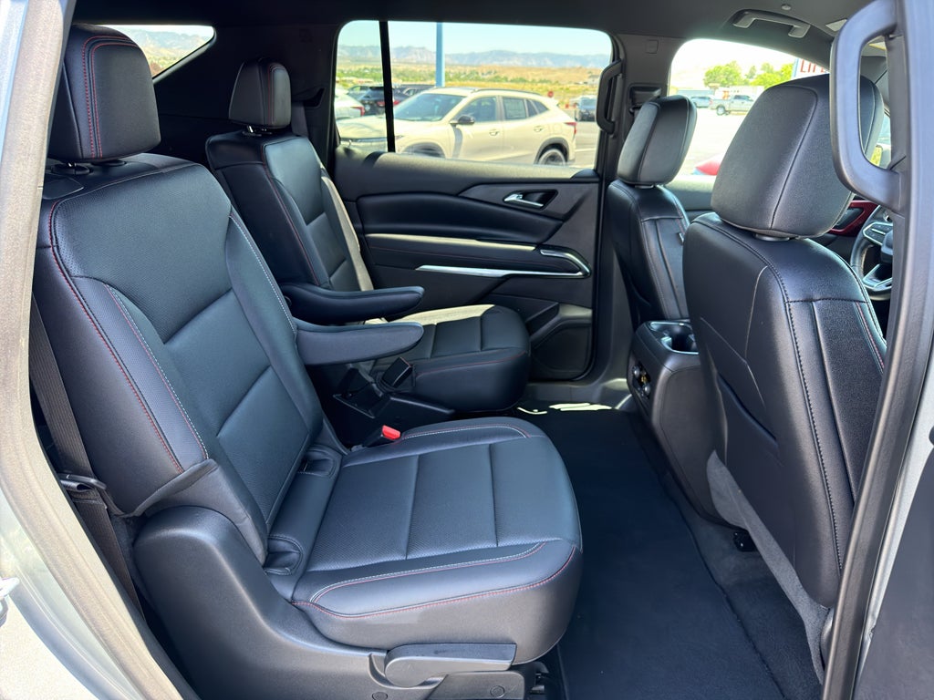 2025 Chevrolet Traverse Z71