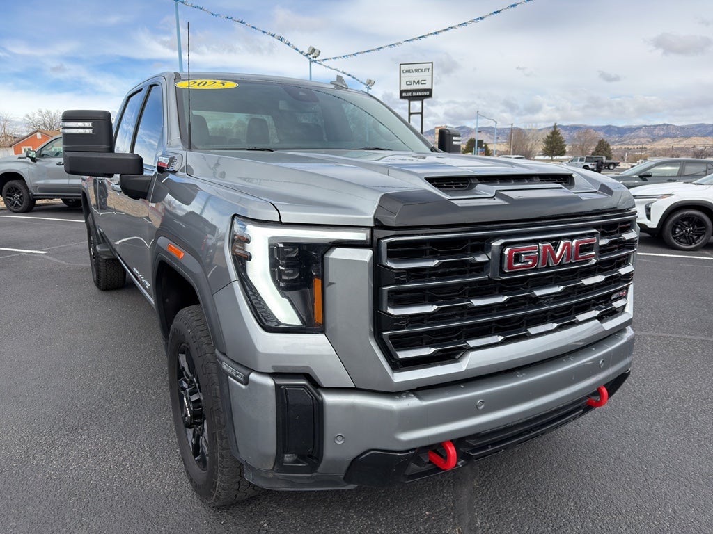 2025 GMC Sierra 2500 HD AT4