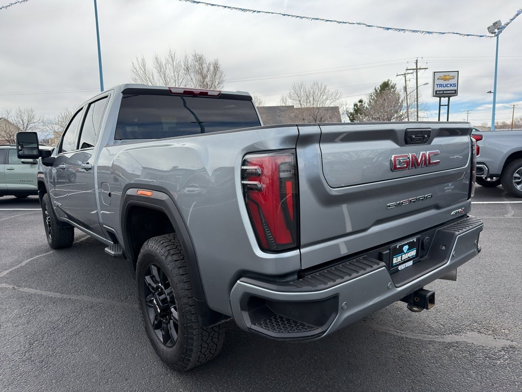 2025 GMC Sierra 2500 HD AT4