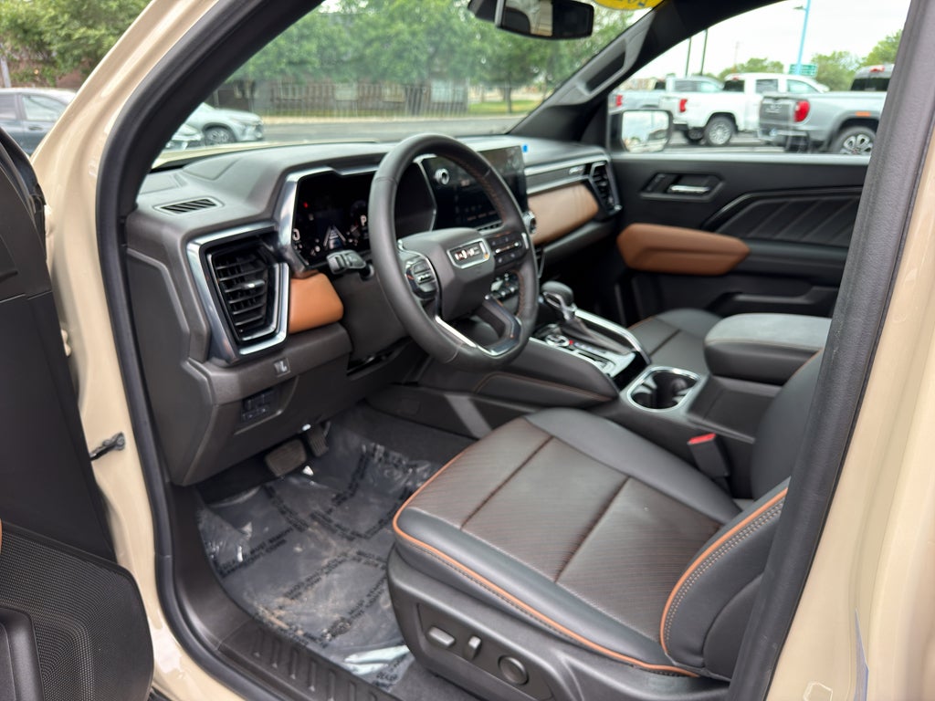 2024 GMC Canyon AT4