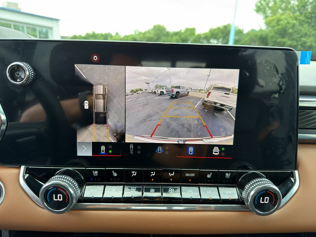 2024 GMC Canyon AT4