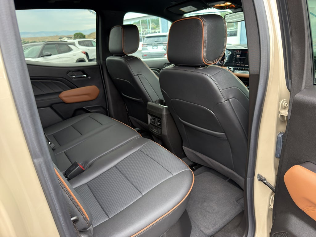 2024 GMC Canyon AT4