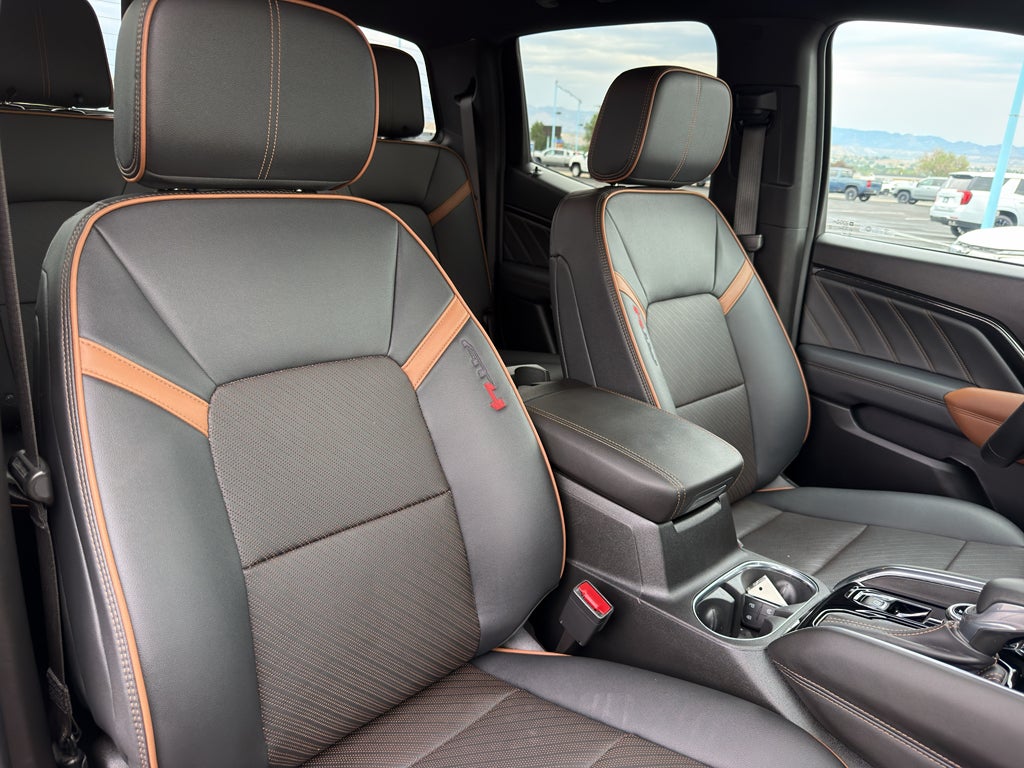 2024 GMC Canyon AT4