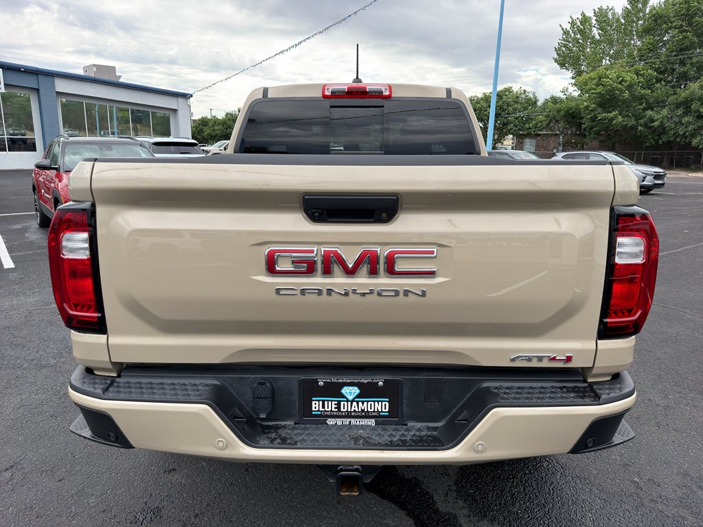 2024 GMC Canyon AT4