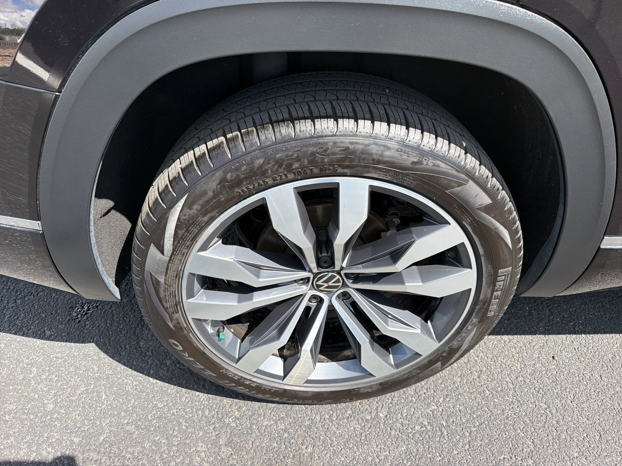 2023 Volkswagen Atlas 3.6L V6 SEL Premium R-Line