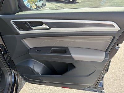 2023 Volkswagen Atlas 3.6L V6 SEL Premium R-Line