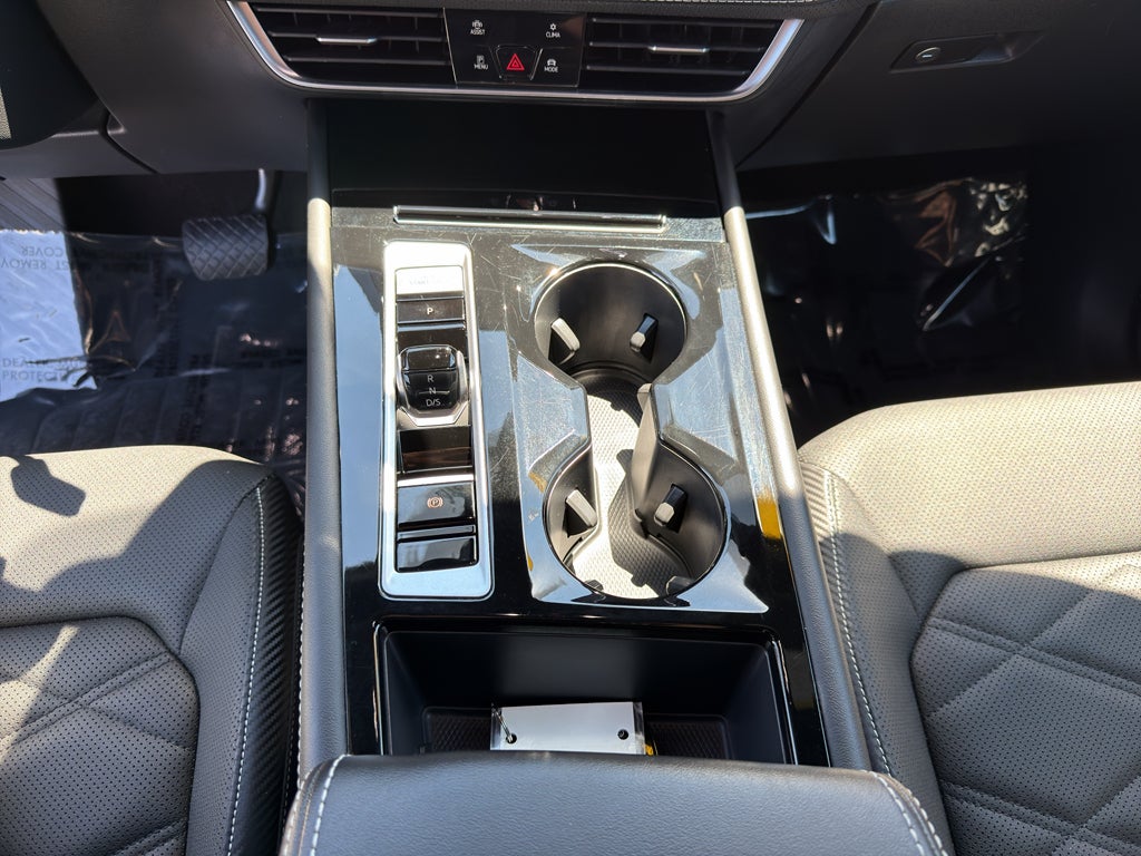 2025 Volkswagen Atlas Cross Sport SE w/Tech - Photo 22