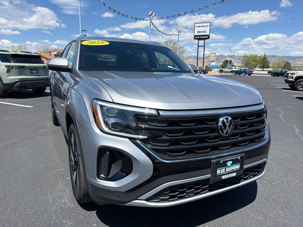 2025 Volkswagen Atlas Cross Sport SE w/Tech - Photo 9