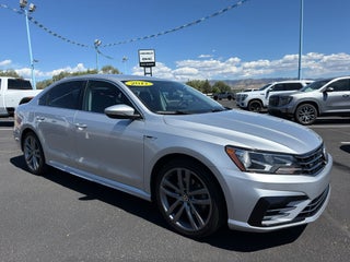 2017 Volkswagen Passat R-Line w/Comfort Pkg