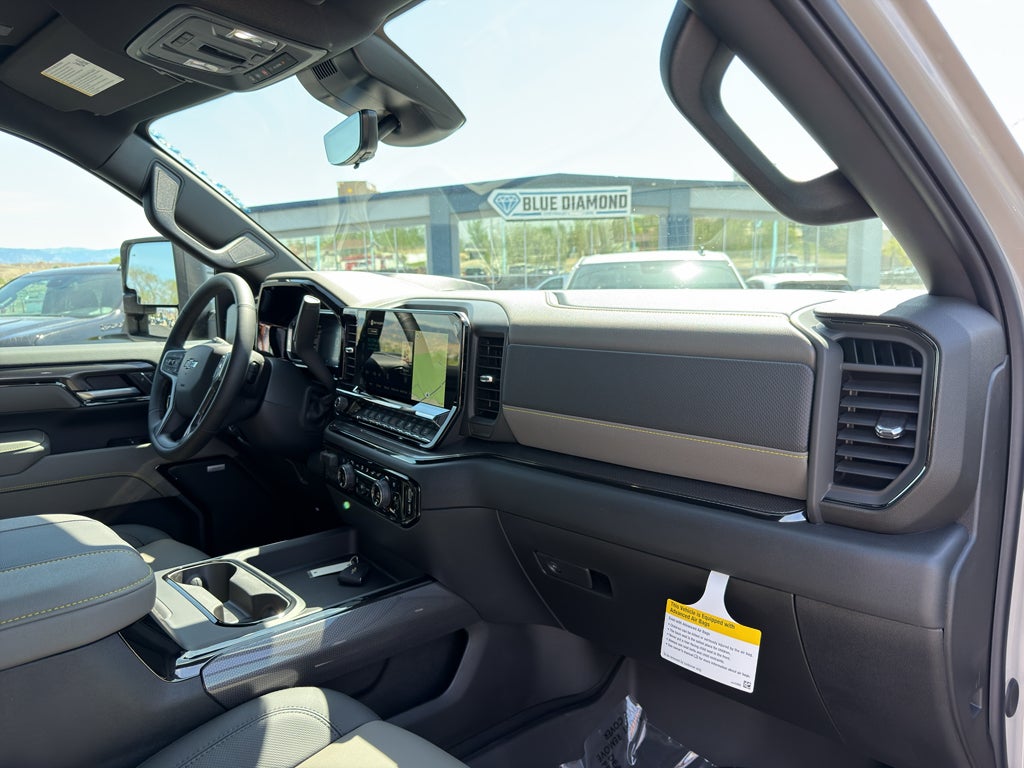2026 Chevrolet Silverado 2500 HD ZR2 - Photo 36