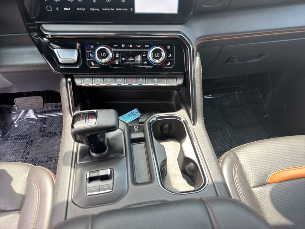 2025 GMC Sierra 1500 AT4