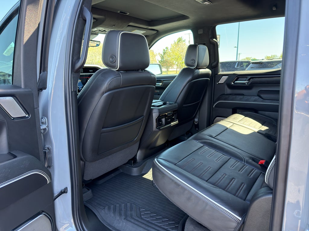 2025 GMC Sierra 1500 AT4X
