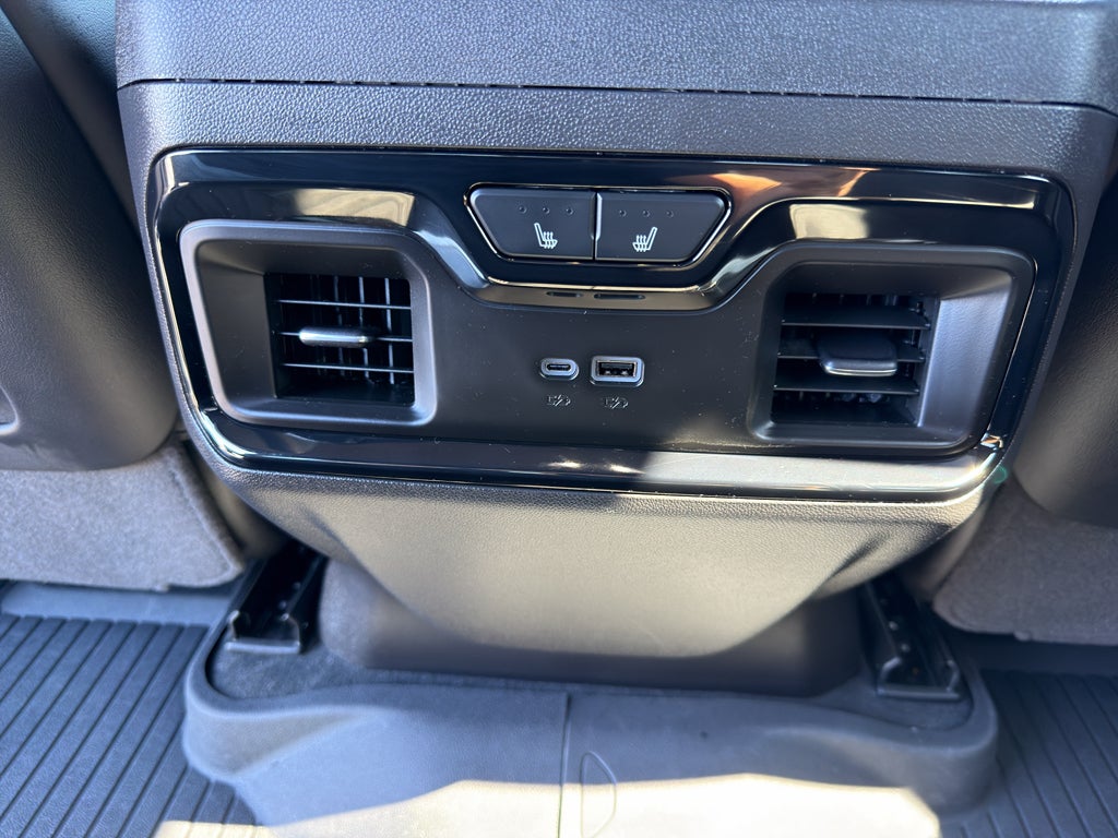 2025 GMC Sierra 1500 AT4X