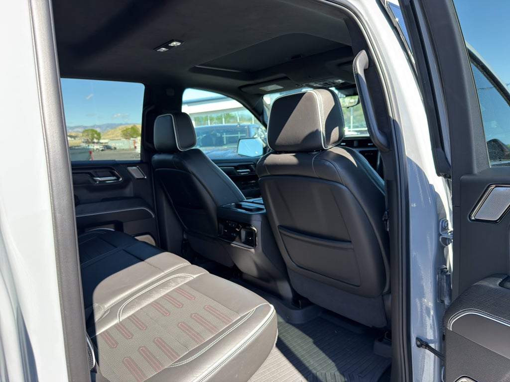 2025 GMC Sierra 1500 AT4X
