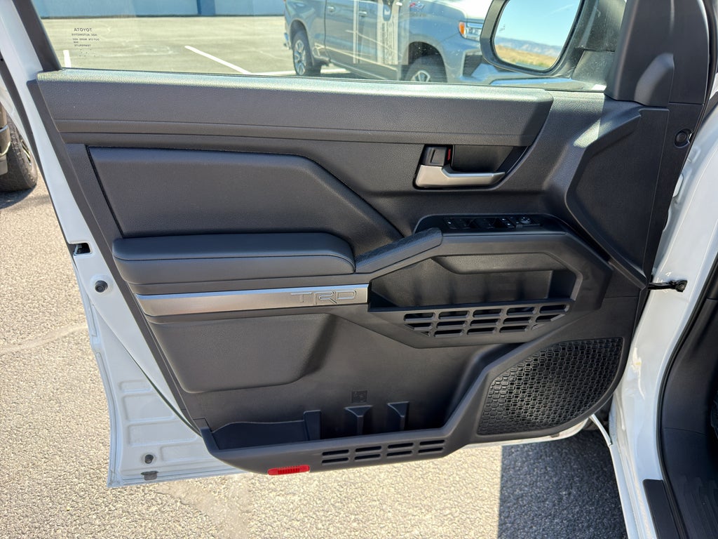 2025 Toyota Tacoma 4WD SR