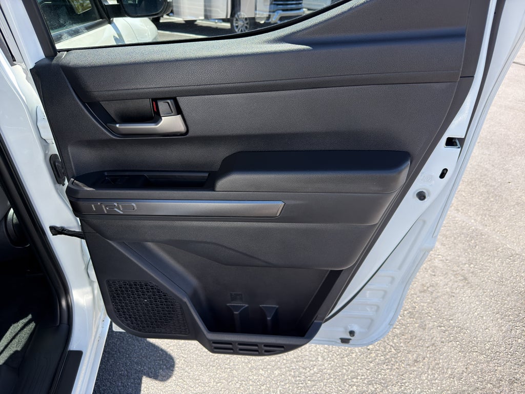 2025 Toyota Tacoma 4WD SR