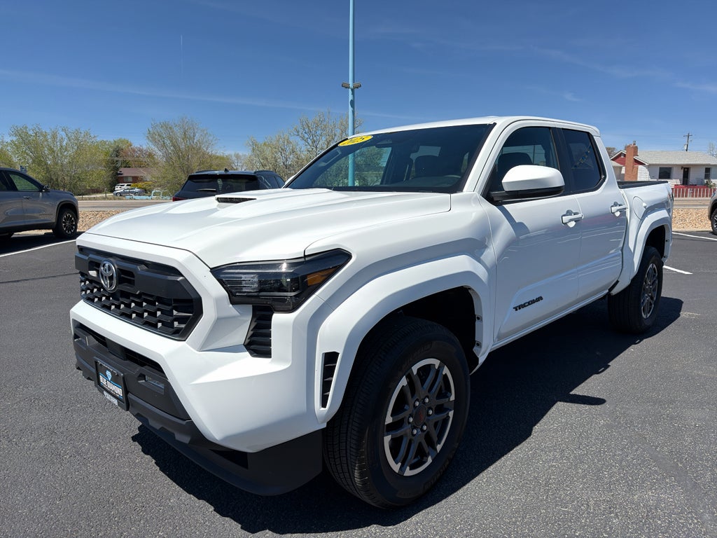 2025 Toyota Tacoma 4WD SR