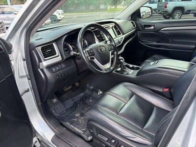 2018 Toyota Highlander SE