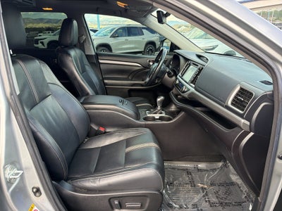 2018 Toyota Highlander SE
