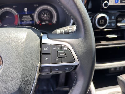 2025 Toyota Highlander LE