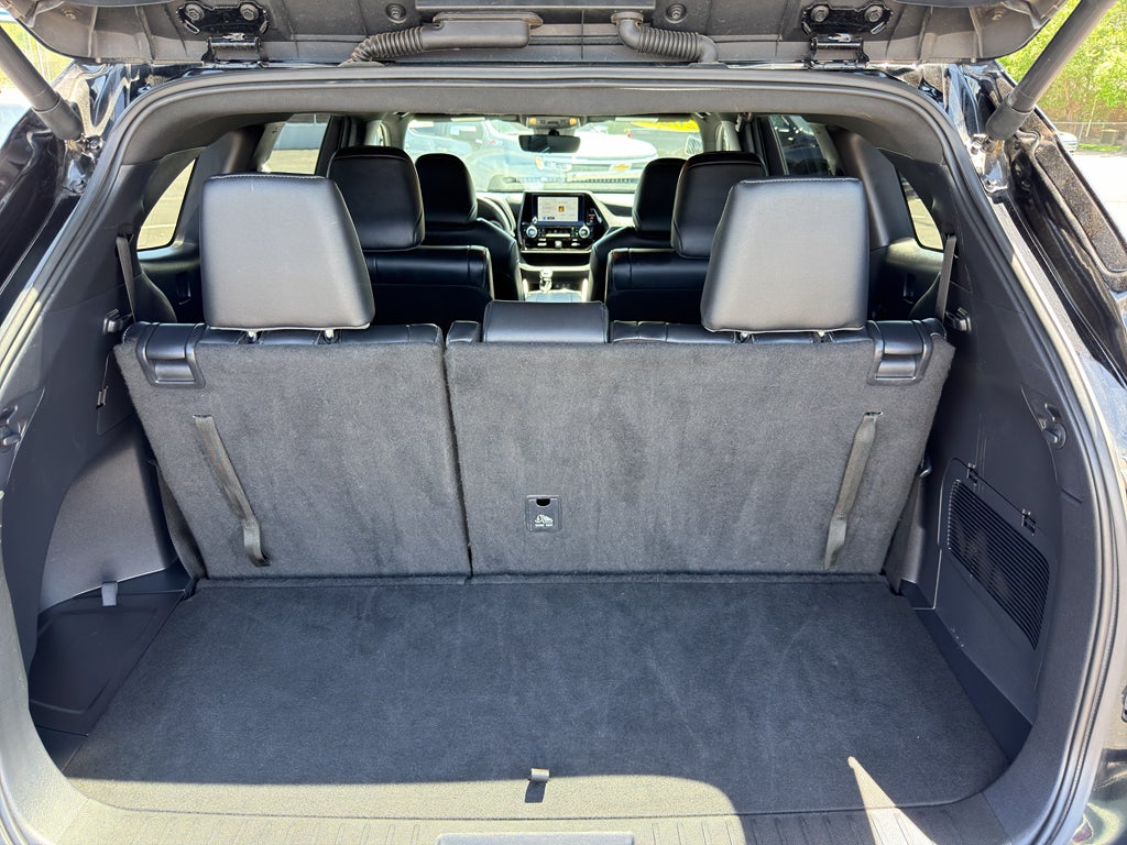 2025 Toyota Highlander LE