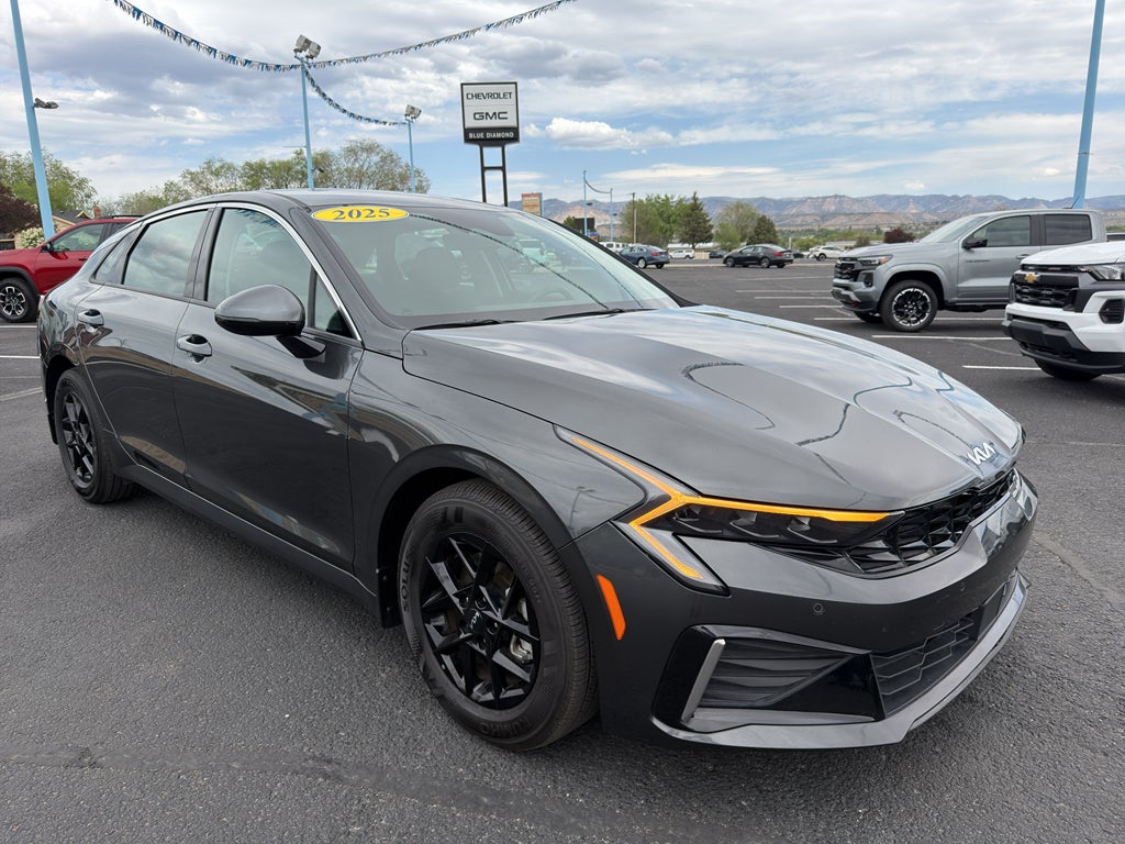 2025 Kia Optima LXS FWD's photo