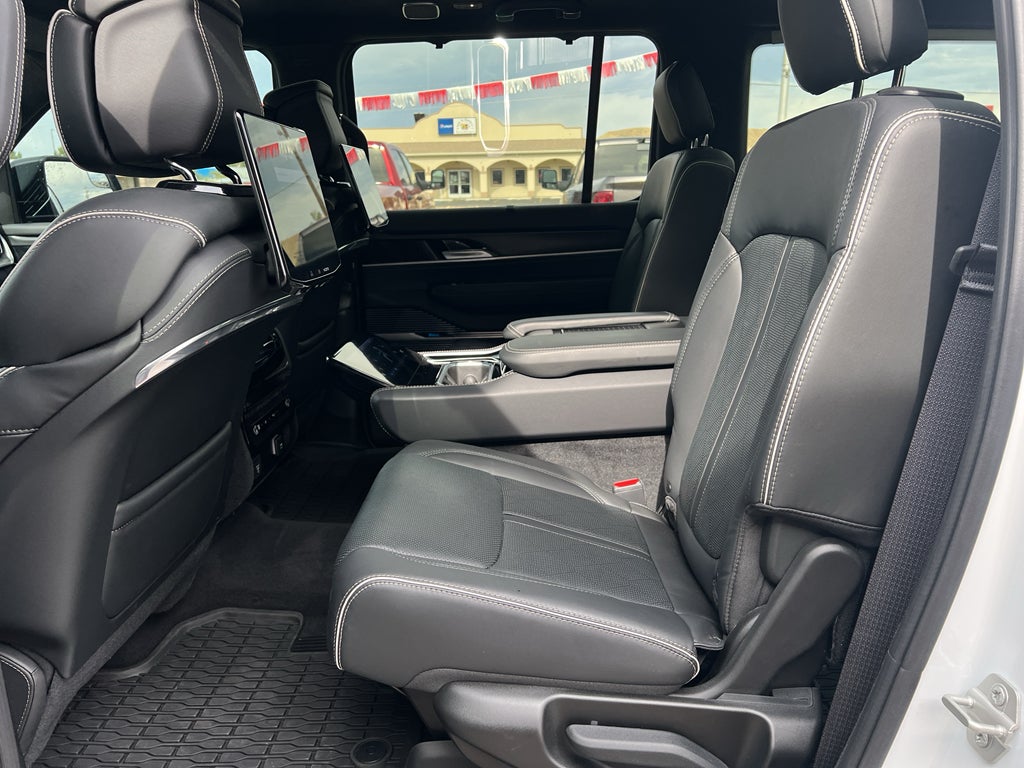 2024 Jeep Grand Wagoneer L Series II