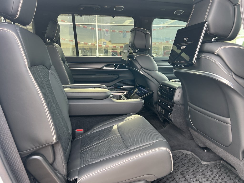 2024 Jeep Grand Wagoneer L Series II