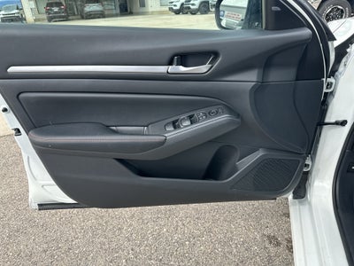 2026 Nissan Altima SR