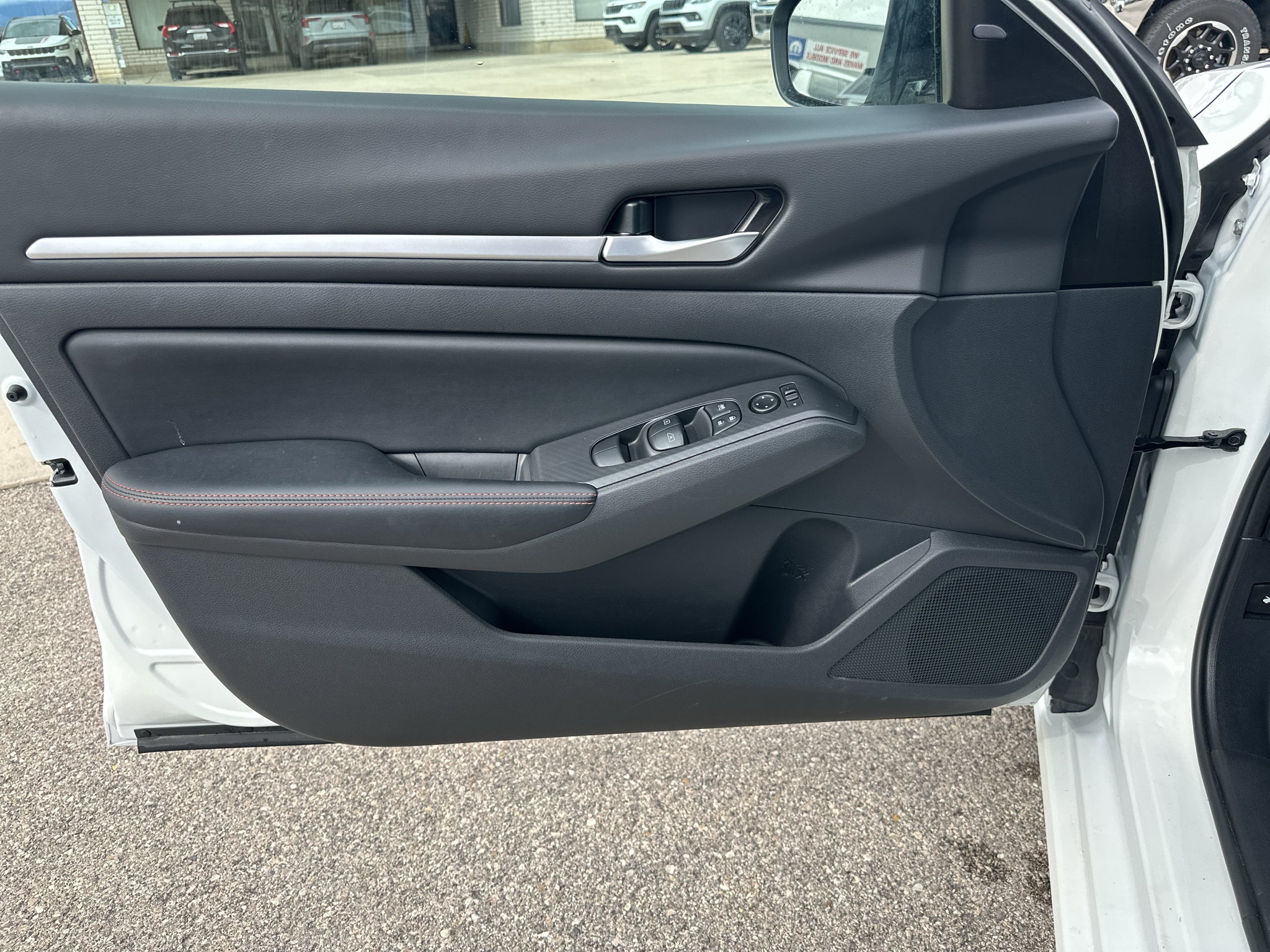 2026 Nissan Altima SR