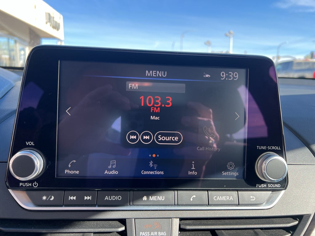 2025 Nissan Altima SV