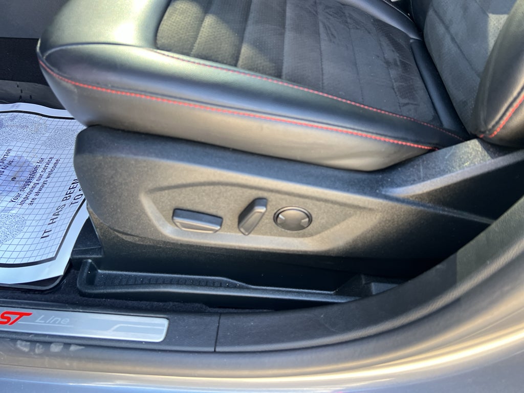 2022 Ford Edge ST-Line