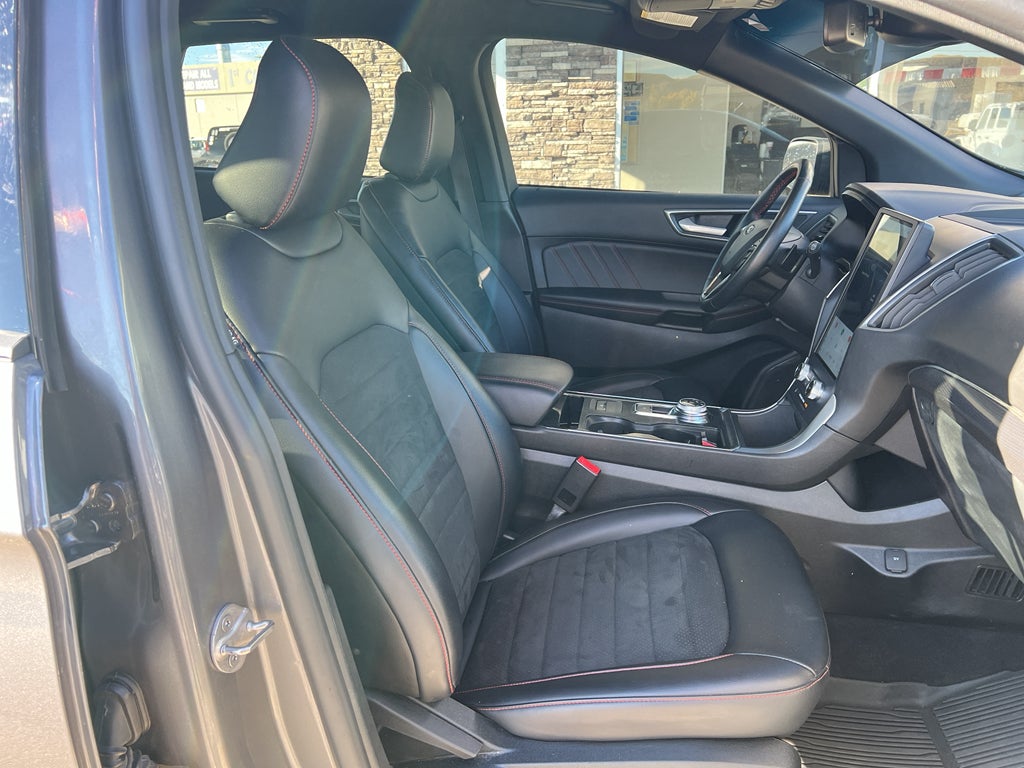 2022 Ford Edge ST-Line