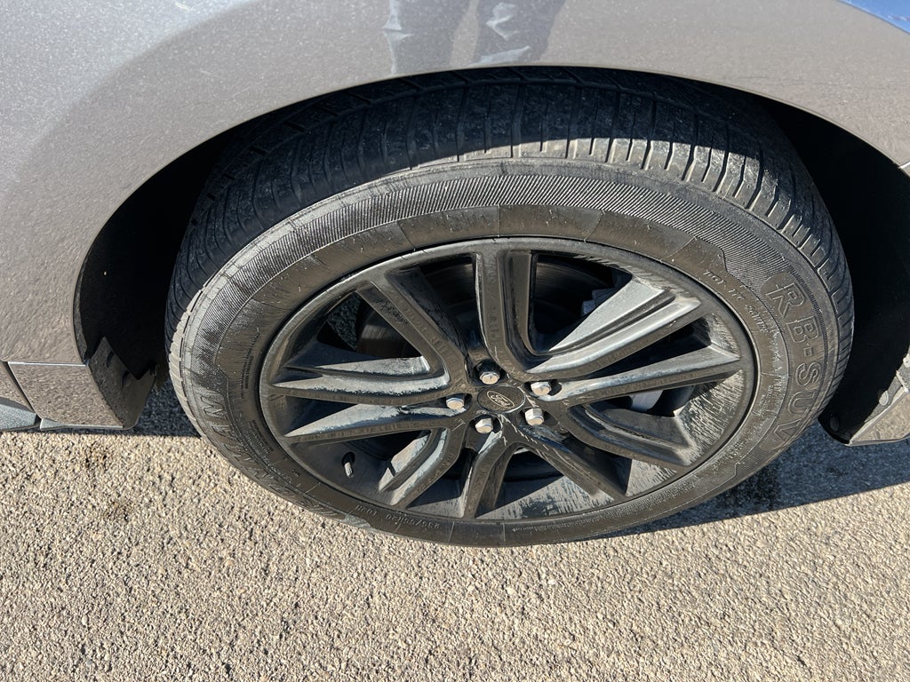 2022 Ford Edge ST-Line