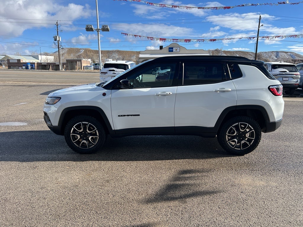 2024 Jeep Compass Trailhawk