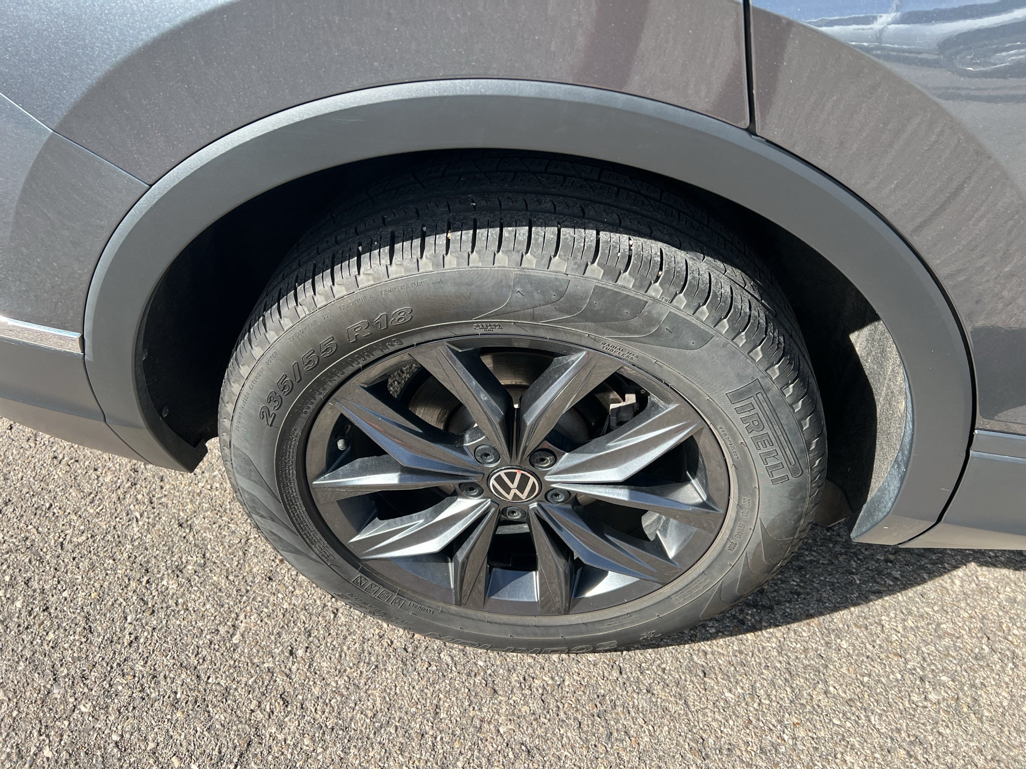 2023 Volkswagen Tiguan SE