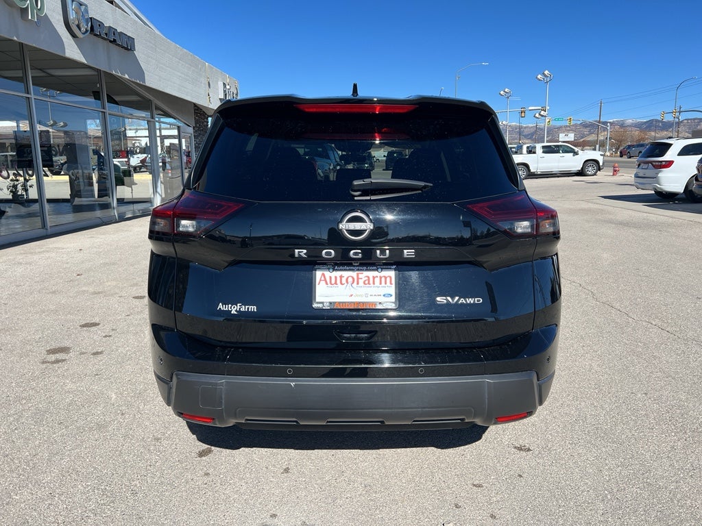 2024 Nissan Rogue SV