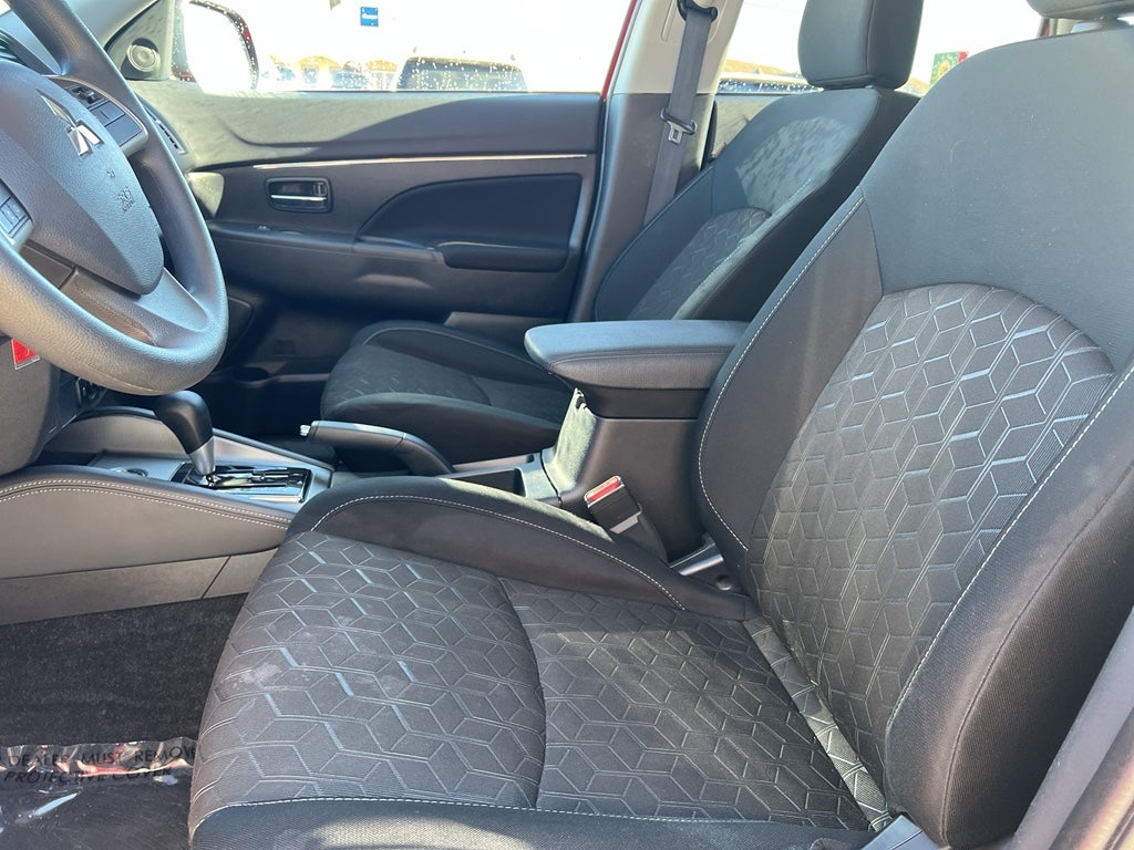 2024 Mitsubishi Outlander Sport S