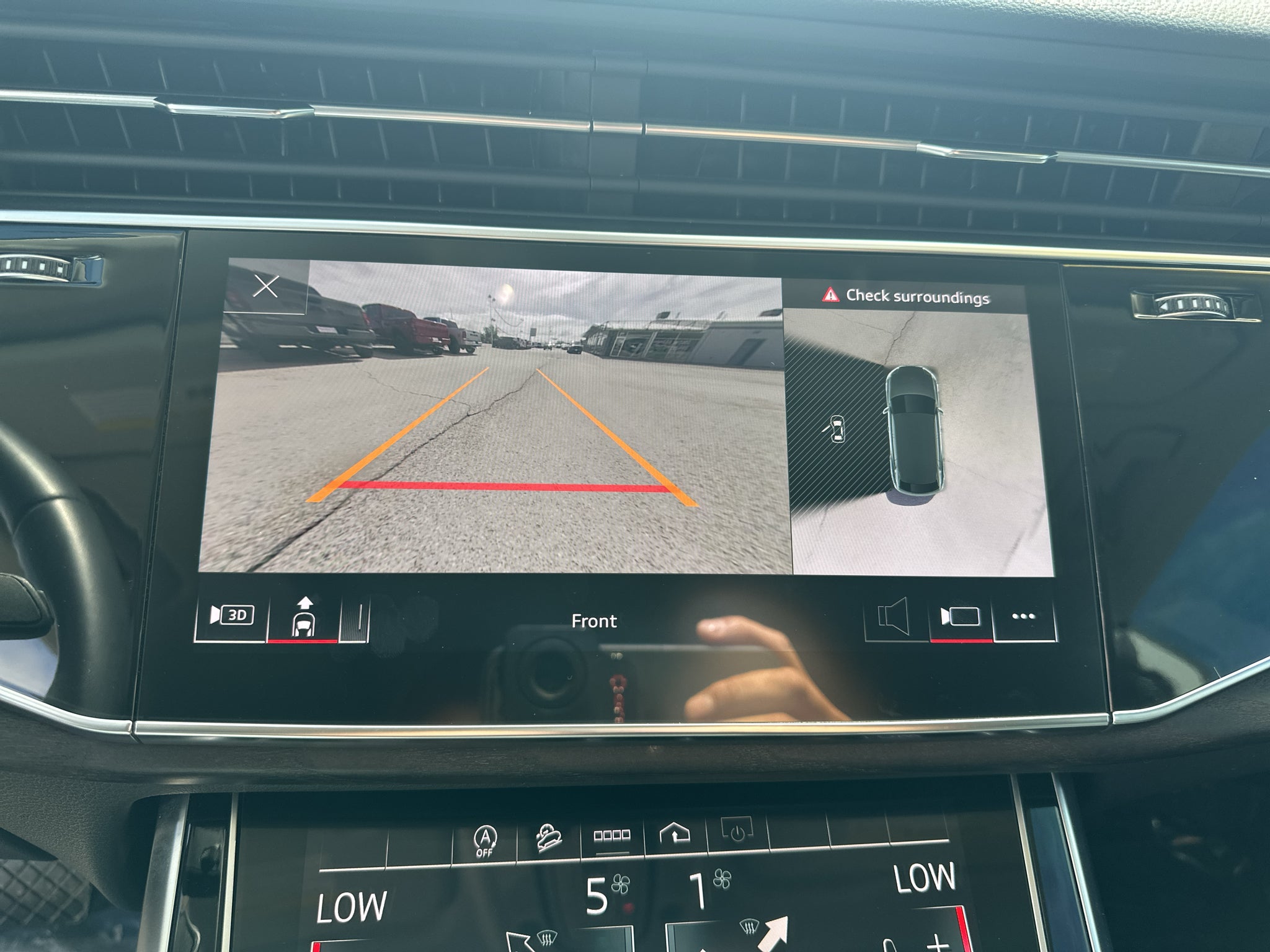 2022 Audi Q8 Premium Plus