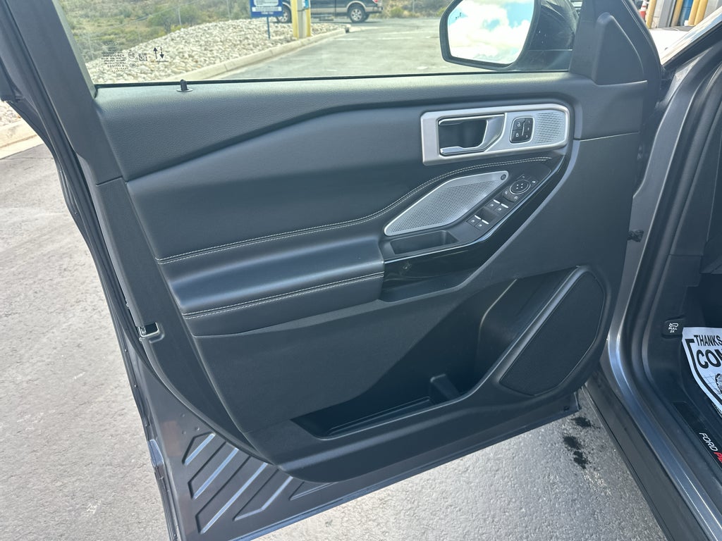 2021 Ford Explorer ST