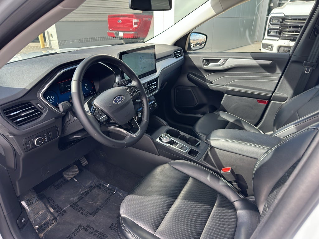 2025 Ford Escape Platinum