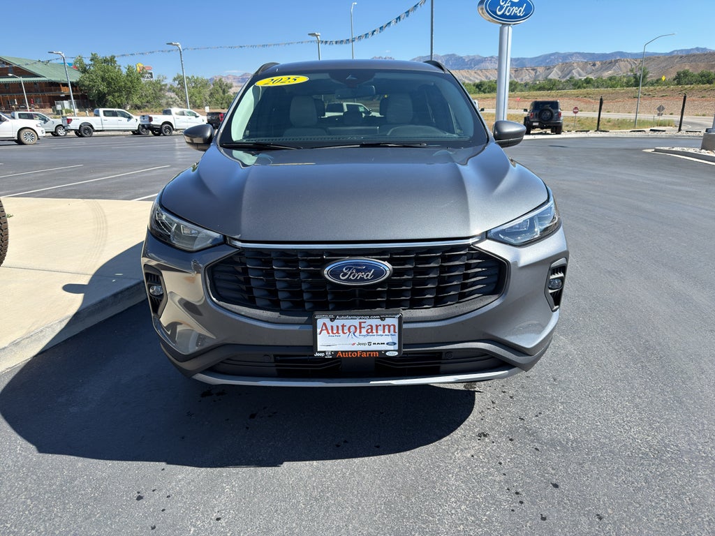 2025 Ford Escape Platinum