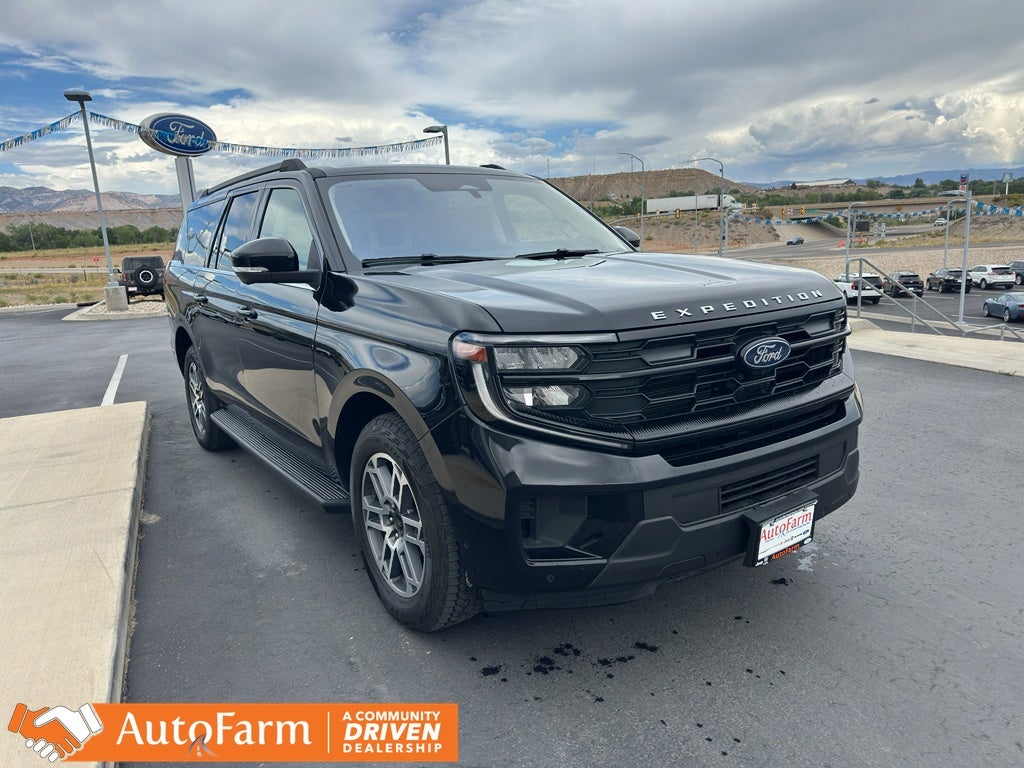 2025 Ford Expedition MAX Active