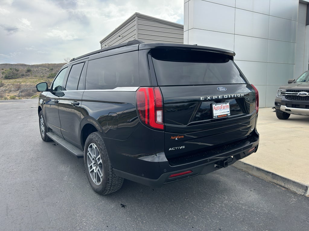 2025 Ford Expedition MAX Active