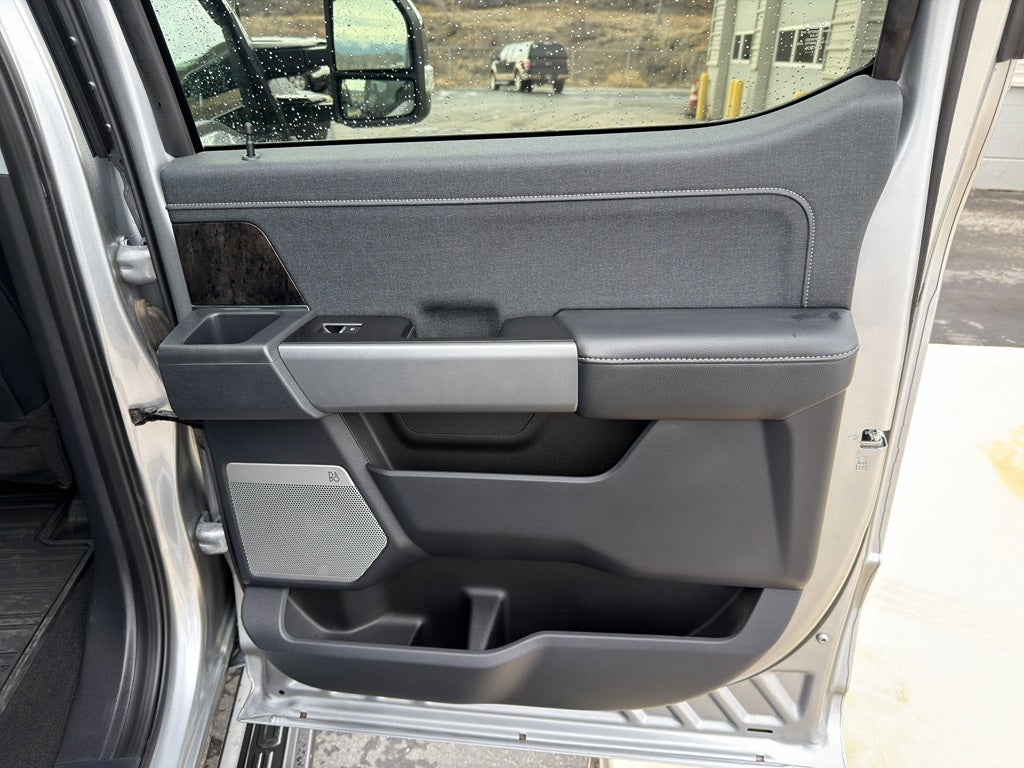 2024 Ford F-350 LARIAT