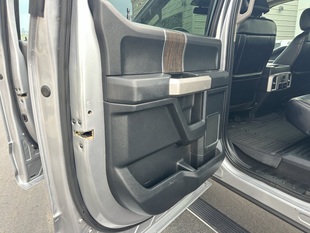 2021 Ford F-350 LARIAT