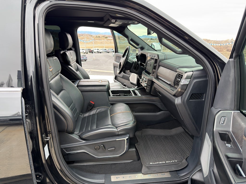 2023 Ford F-350 Platinum